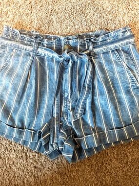 American Eagle Outfitters Blue and White Striped low-Waist Tie Shorts